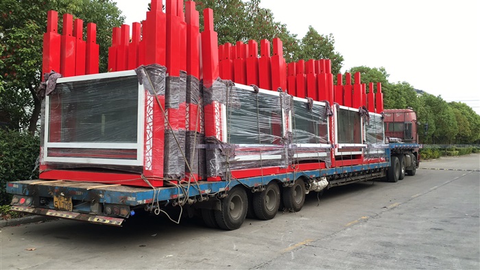 山東不銹鋼烤漆宣傳欄發貨