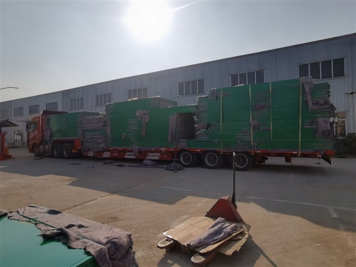 四川第二批垃圾分類亭裝車發貨